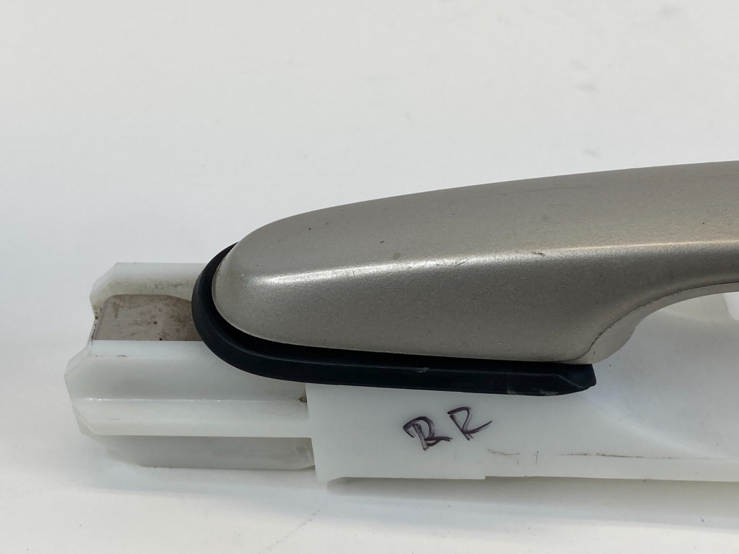 1996-2004 96-04 Acura RL Rear Right Side Exterior Outside Door Handle OEM