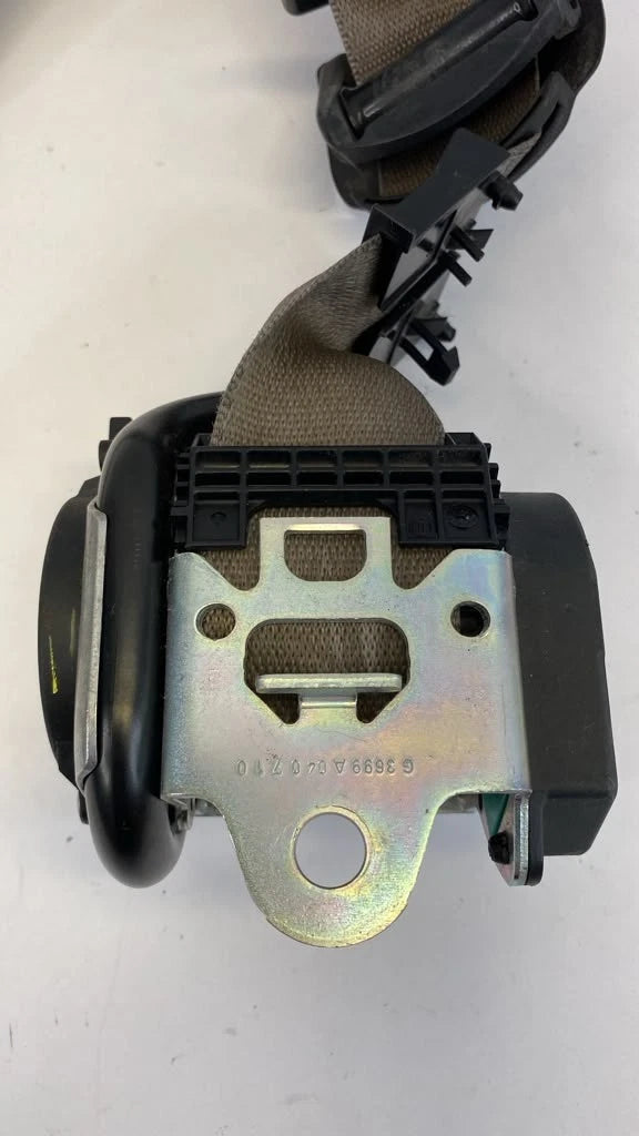 2003-2006 MERCEDES-BENZ E500 FRONT LEFT SEAT BELT RETRACTOR A2118607985 OEM