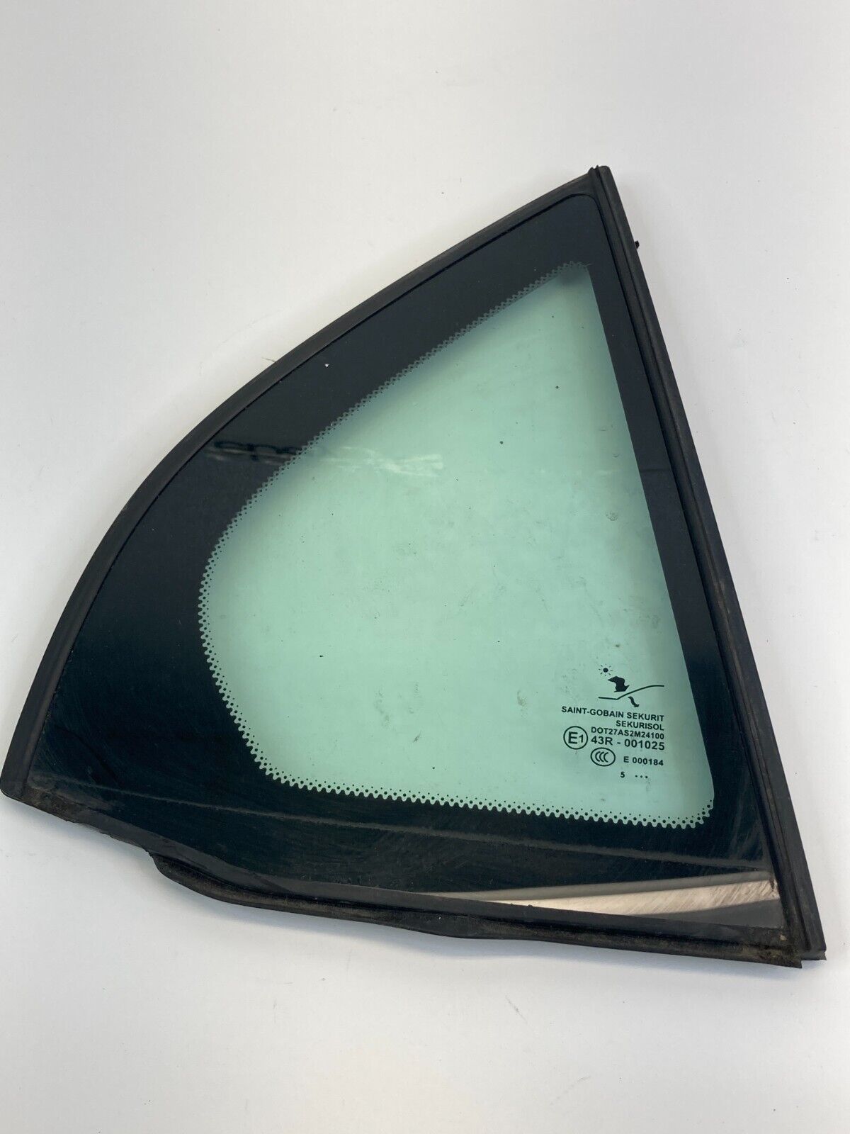 2006-2011 Saab 9-3 SEDAN Rear Right Back Passenger Quarter Vent Window Glass