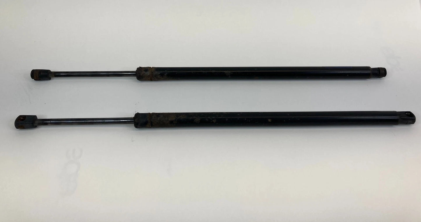 10-17 GMC TERRAIN REAR TRUNK LEFT & RIGHT SHOCK STRUT SUPPORT SET PAR 25803408