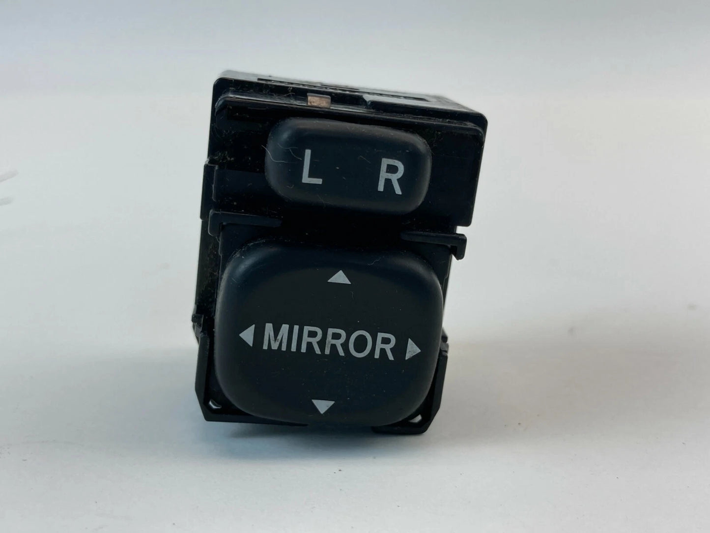 2004-2009 TOYOTA PRIUS FRONT POWER MIRROR CONTROL SWITCH BUTTON 183574 OEM