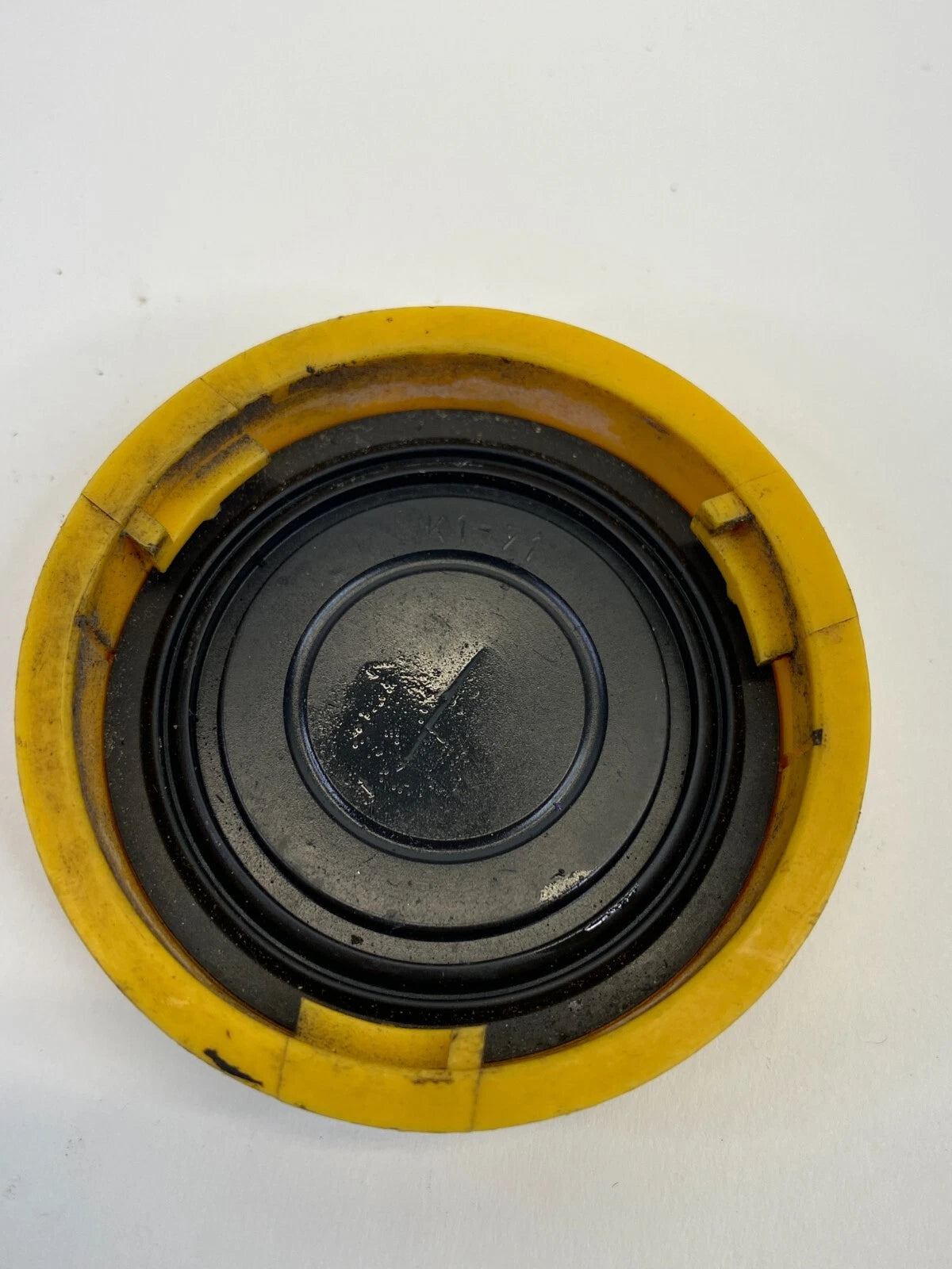 2005-2017 SUBARU OUTBACK BRAKE FLUID RESERVOIR BOTTLE CAP ENGINE BAY OEM FACTORY
