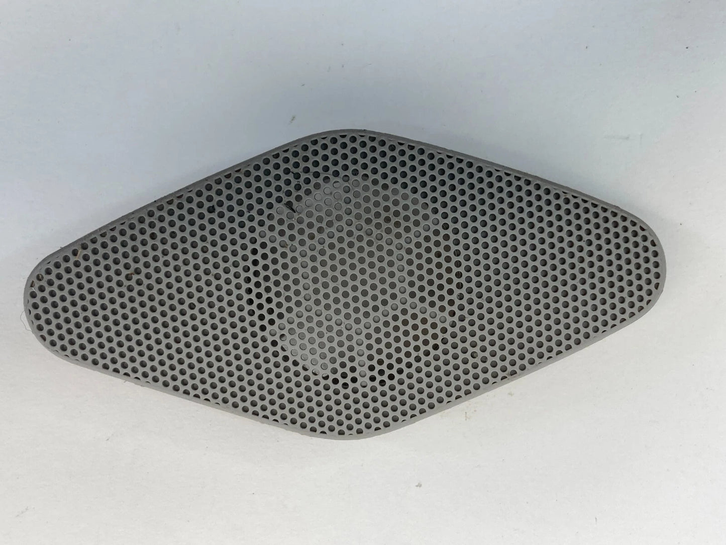 09-17 CHEVROLET TRAVERSE FRONT PILLAR LEFT SIDE SPEAKER GRILLE COVER 30705321E