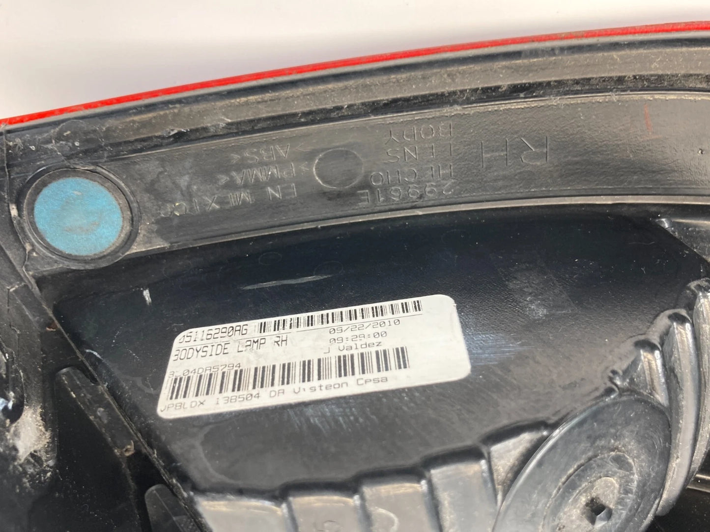 2009 2010 DODGE JOURNEY REAR RIGHT OUTER QUARTER TAIL LIGHT TAILLIGHT 05116290AG