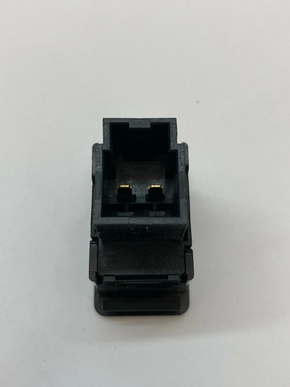 1996-2000 NISSAN PATHFINDER ANTI-THEFT SECURITY WARNING INDICATOR SWITCH OEM