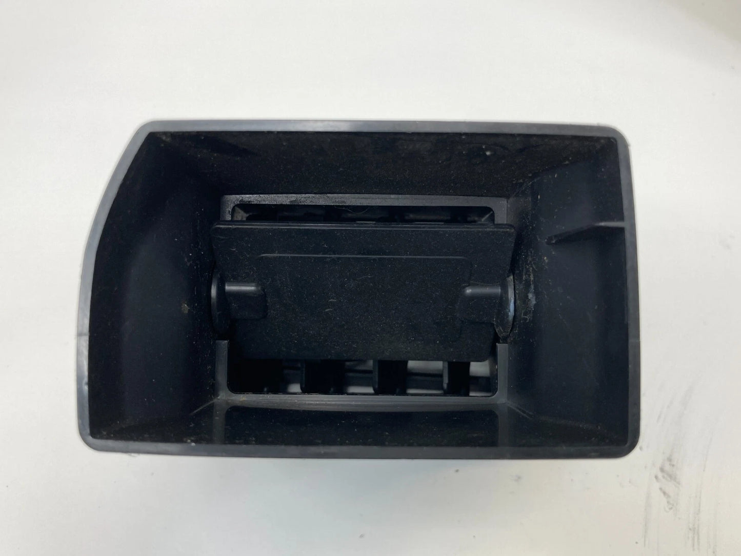 2009-2014 VOLKSWAGEN ROUTAN FRONT LEFT SIDE DASH DASHBOARD A/C AIR VENT GRILLE