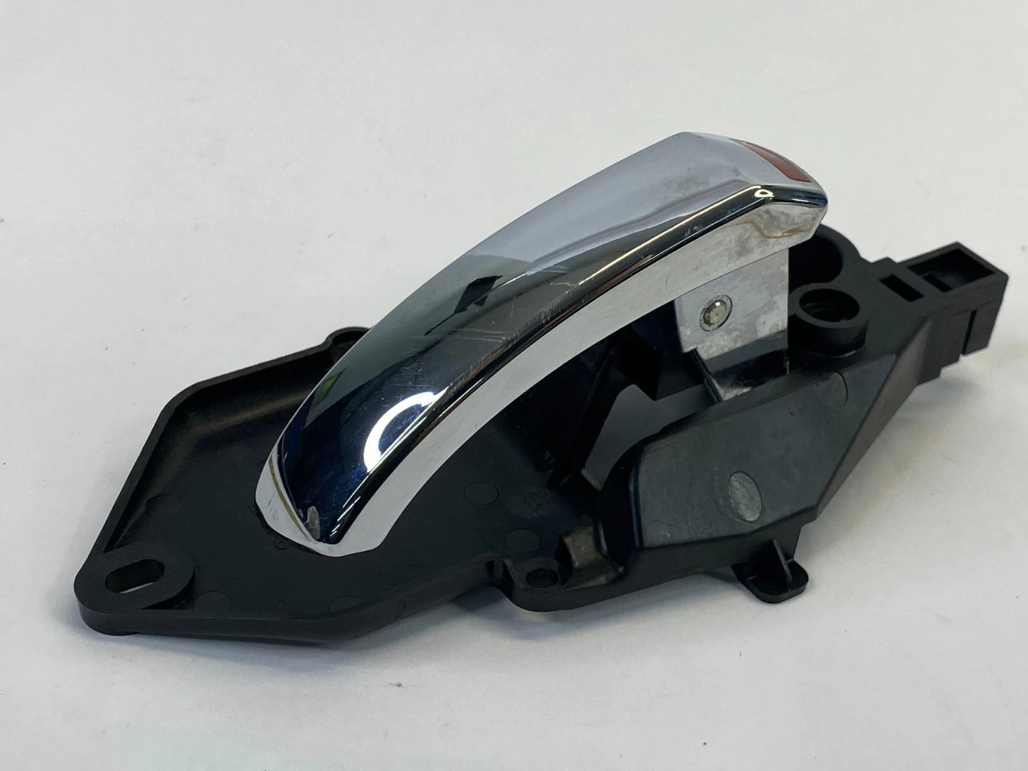 2012-2019 FIAT 500 FRONT RIGHT PASSENGER SIDE INTERIOR DOOR HANDLE OEM 607048DX