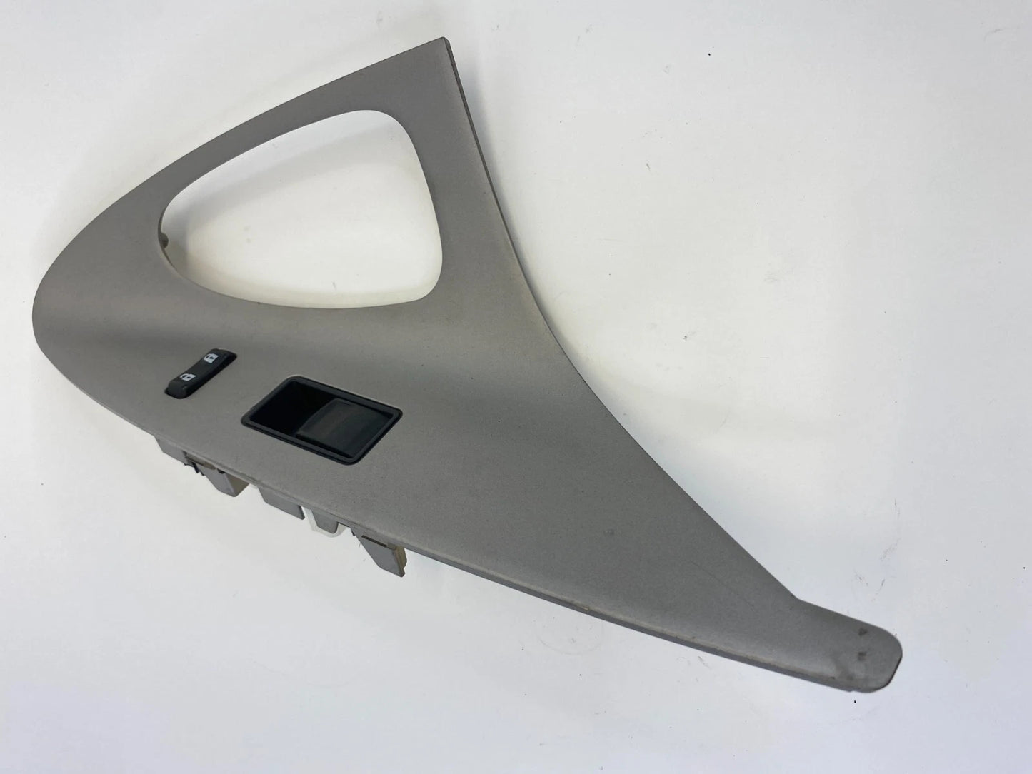 2007-2009 TOYOTA CAMRY FRONT RIGHT DOOR WINDOW CONTROL SWITCH W/BEZEL OEM