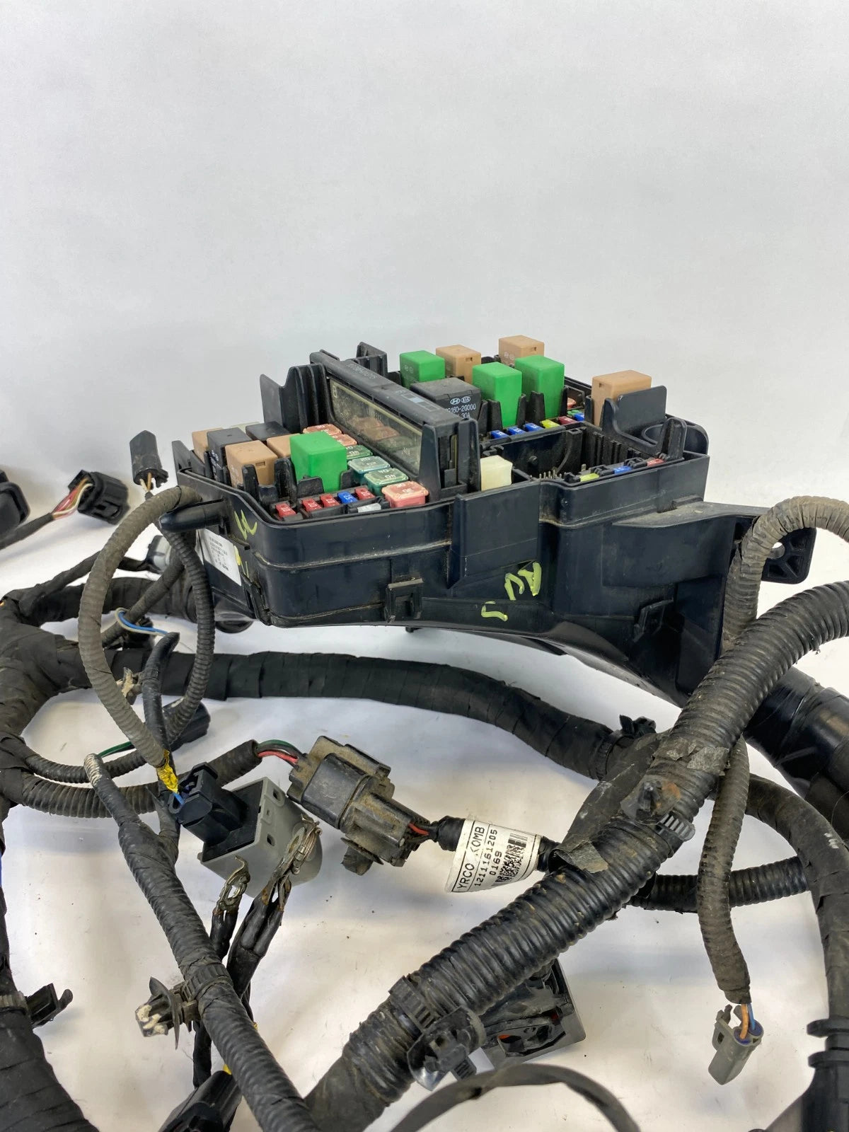 2011-2015 HYUNDAI SONATA HYBRID ENGINE FUSE BOX RELAY UNIT OEM 91200-4R015