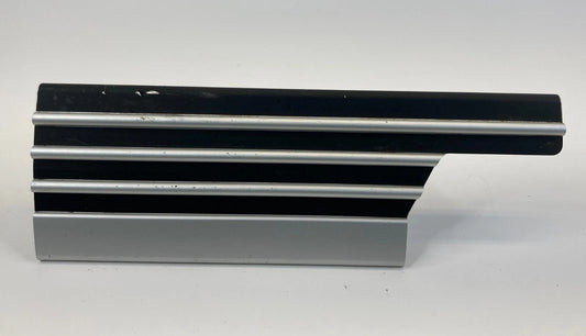 03-07 LAND ROVER RANGE ROVER REAR RIGHT SIDE DOOR TRIM STEP SILL SCUFF PLATE OEM