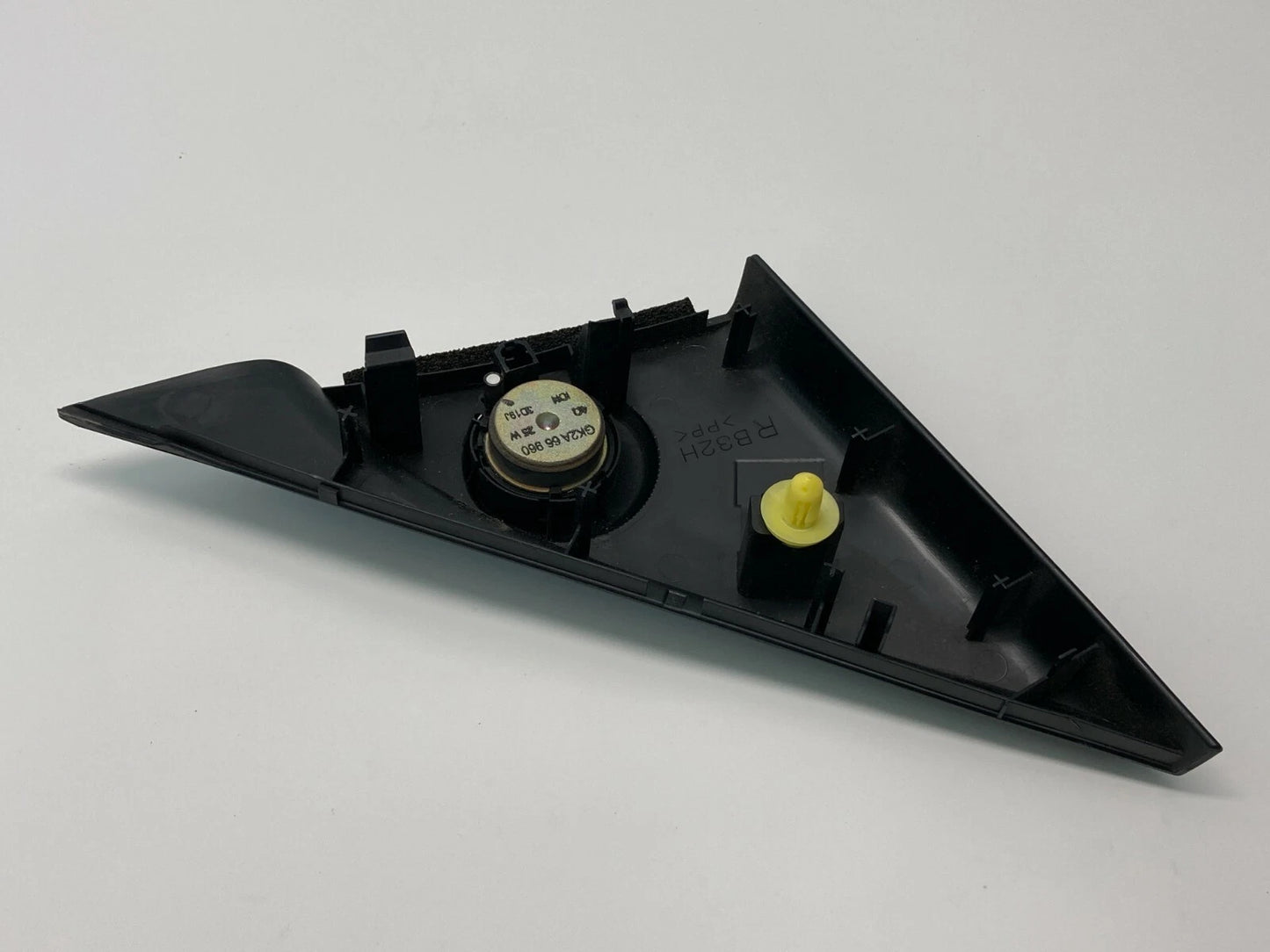 2004-2009 MAZDA 3 MAZDA3 RIGHT SIDE SPEAKER TWEETER W/COVER TRIM GK2A66960 OEM