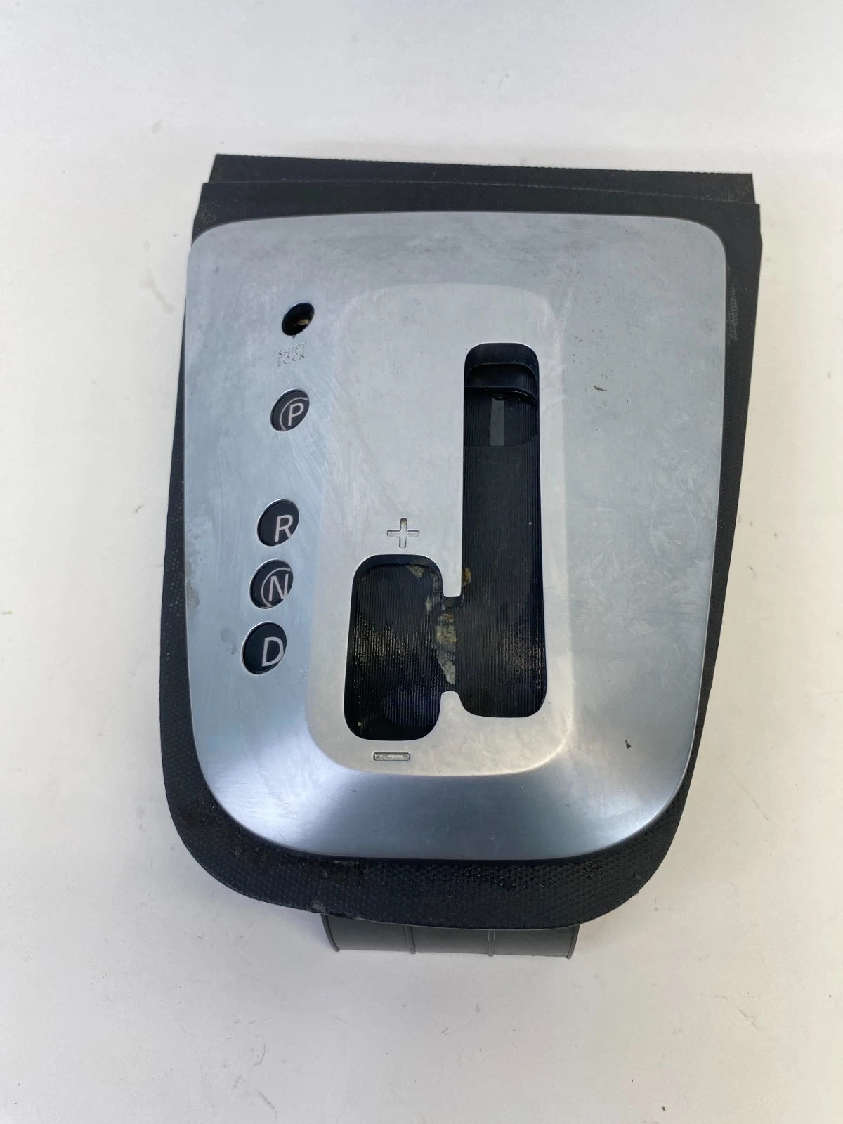 2007-2012 NISSAN ALTIMA AUTOMATIC TRANSMISSION GEAR SHIFTER BEZEL TRIM COVER OEM