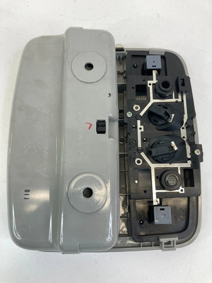 2004-2009 KIA SPECTRA SEDAN FRONT OVERHEAD CONSOLE DOME MAP LIGHT LAMP 92870-2F