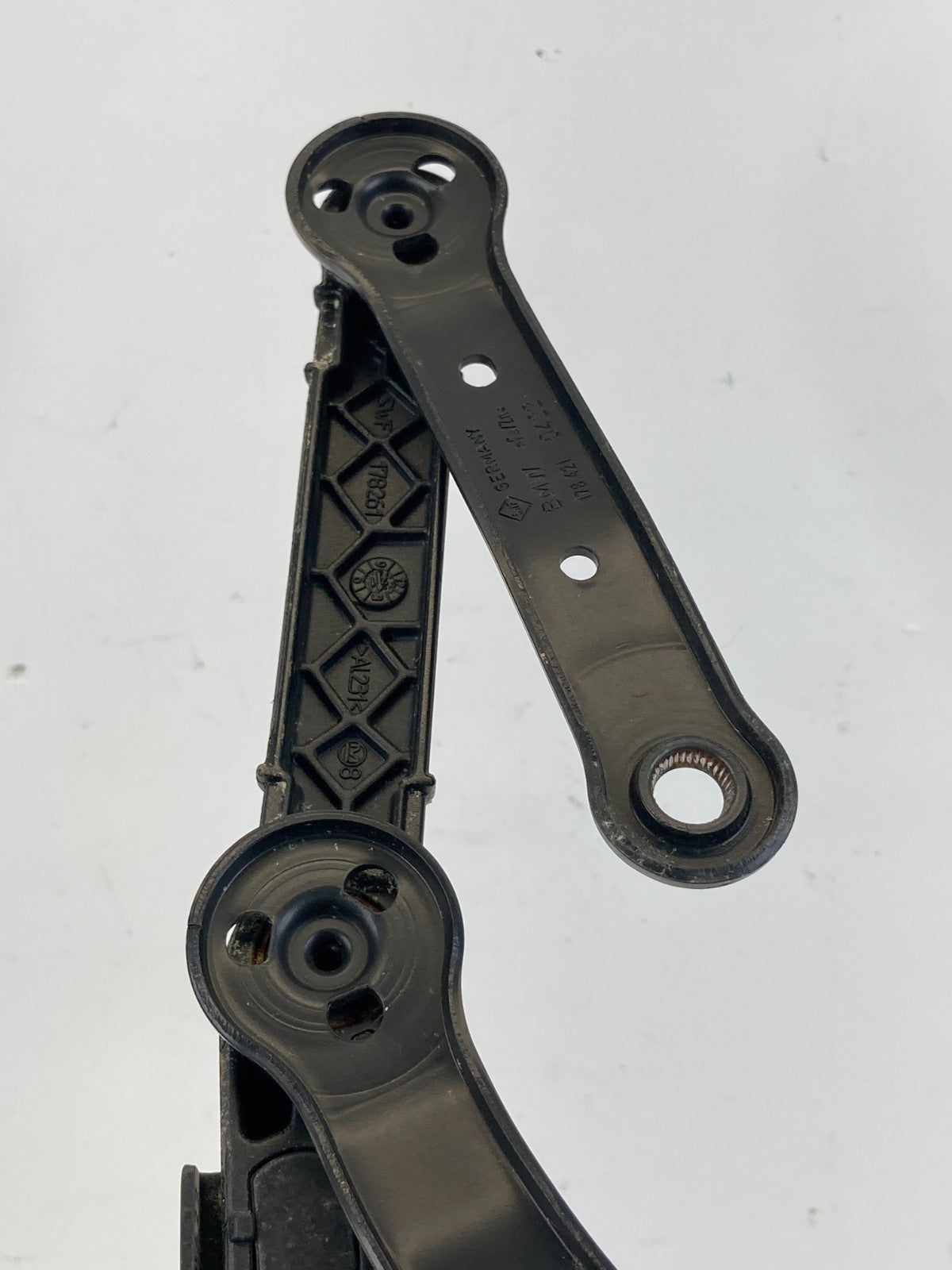 2006 2007 BMW 530xi Front Windshield Wiper Arm 7185366 OEM