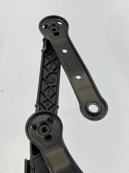 2006 2007 BMW 530xi Front Windshield Wiper Arm 7185366 OEM