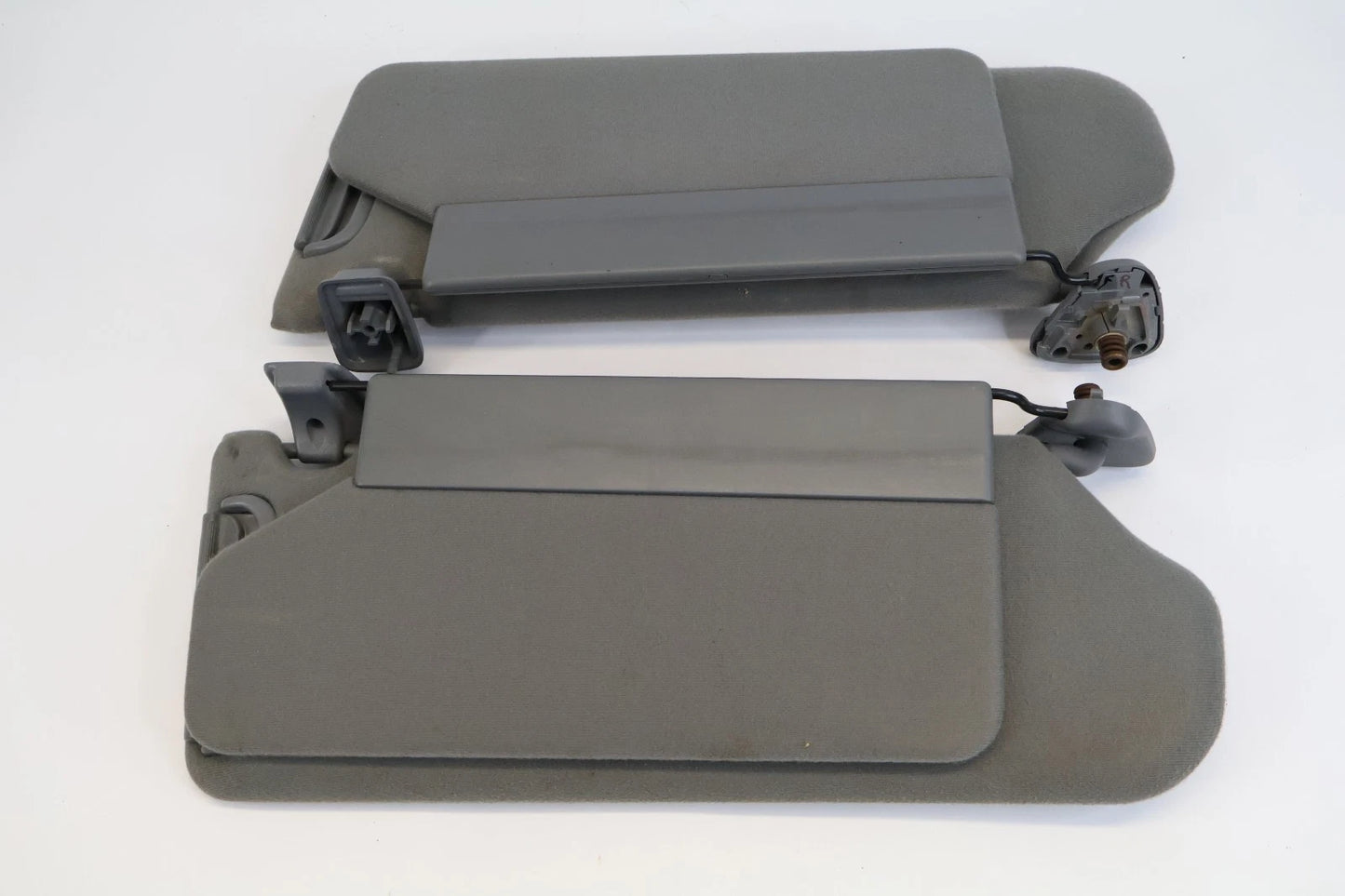 2004-2006 TOYOTA TUNDRA DOUBLE CAB SUN VISOR SET LEFT RIGHT DUAL PANEL GRAY OEM