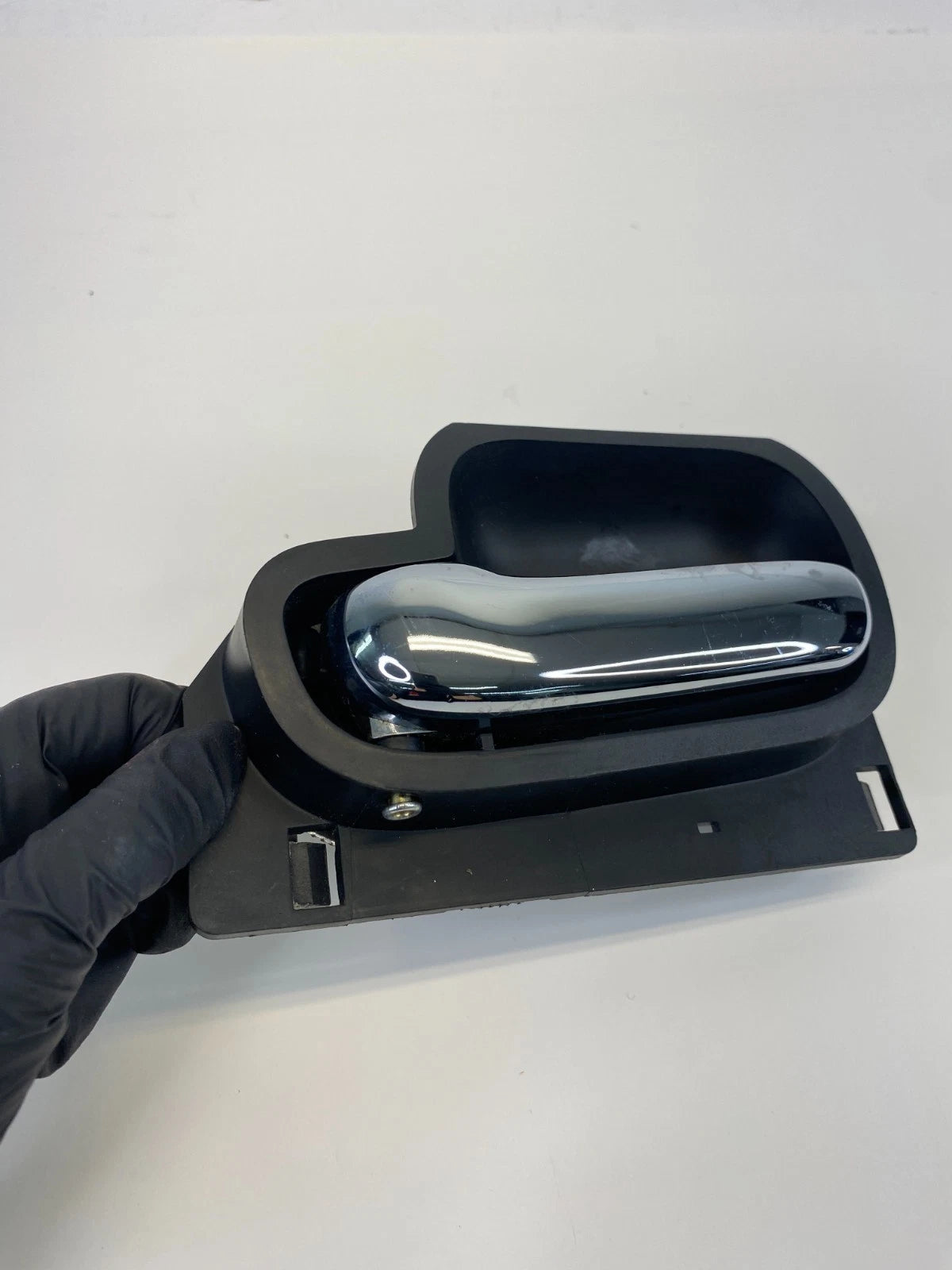 1998-2002 LINCOLN TOWN CAR REAR LEFT INTERIOR DOOR HANDLE OEM F8VB-5421819