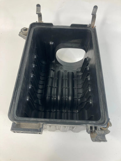 2007 2008 2009 HYUNDAI SANTA FE AIR INTAKE CLEANER BOX HOUSING LOWER COVER OEM