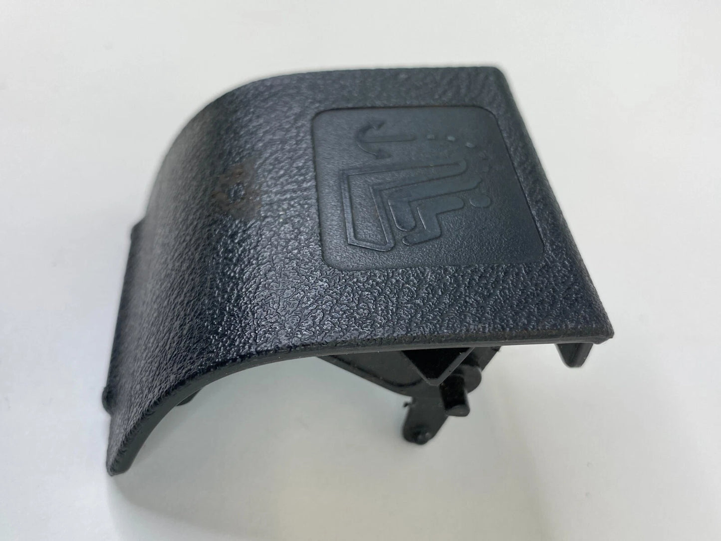 03 04 05 06 07 HONDA ACCORD REAR SEAT CHILD ANCHOR COVER CAP LID 84512SDAA010