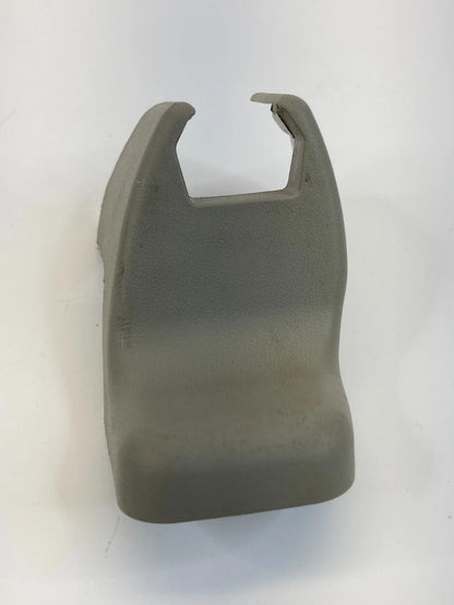 07-11 TOYOTA CAMRY FRONT RIGHT OUTER SEAT SIDE TRACK END COVER PANEL 72137-06030