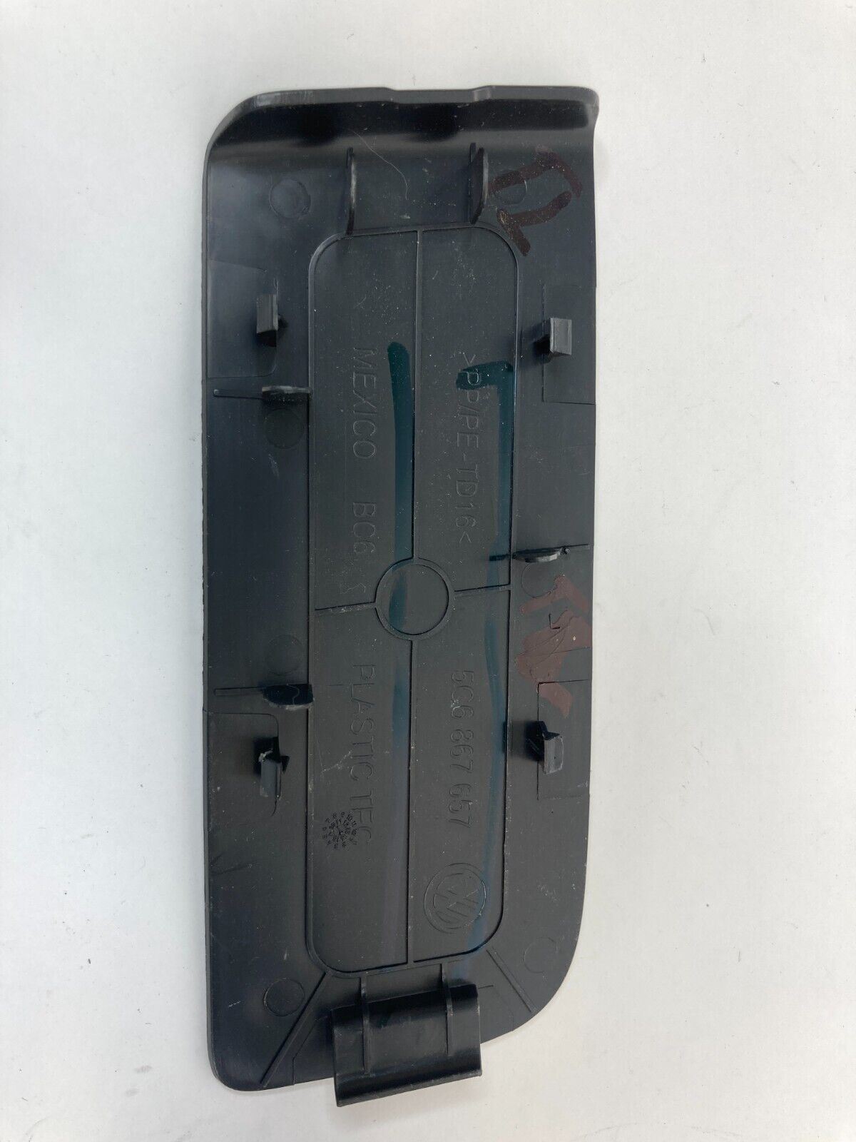 2011-2018 Volkswagen Jetta Sedan Rear Left Tail Light Access Cover 5C6867657 OEM