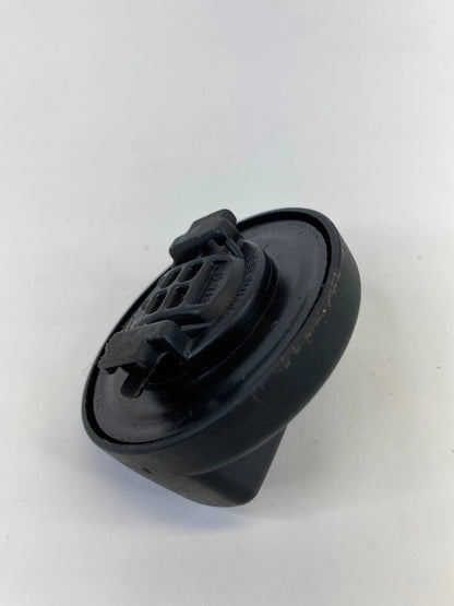 1985-2005 VOLKSWAGEN JETTA 2.8L V6 ENGINE OIL FILLER CAP LID 026-103-485A OEM