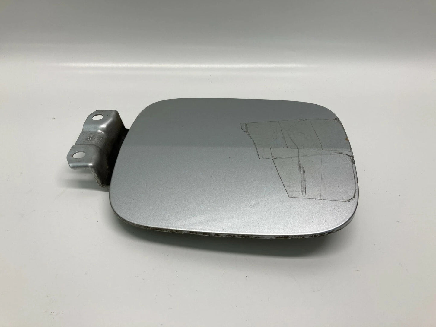 2006 2007 HONDA ACCORD SEDAN FUEL FILLER DOOR TANK GAS LID COVER ASSEMBLY OEM