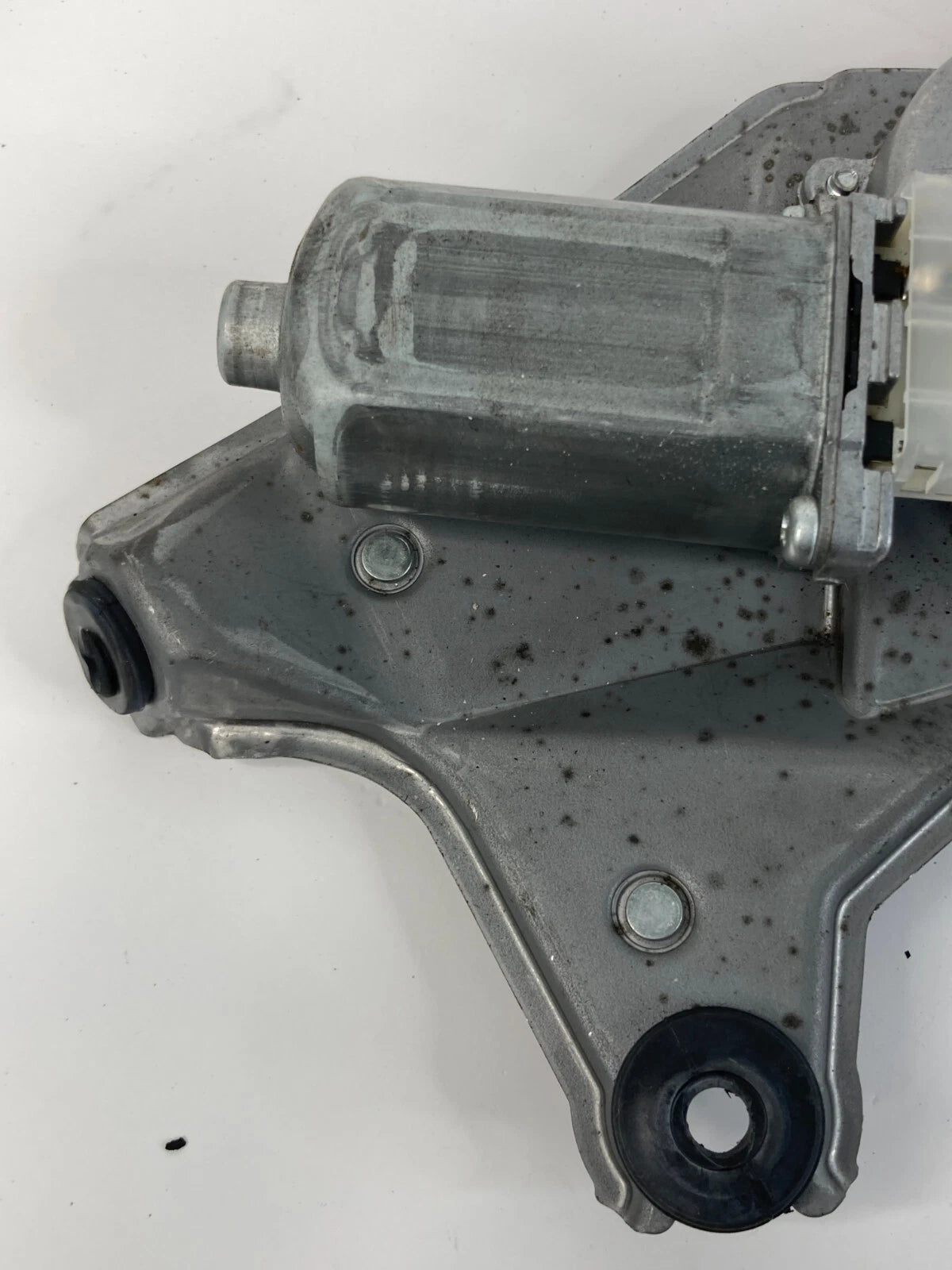 2004-2009 TOYOTA PRIUS REAR WINDSHIELD WIPER MOTOR ASSY 8513047010 OEM
