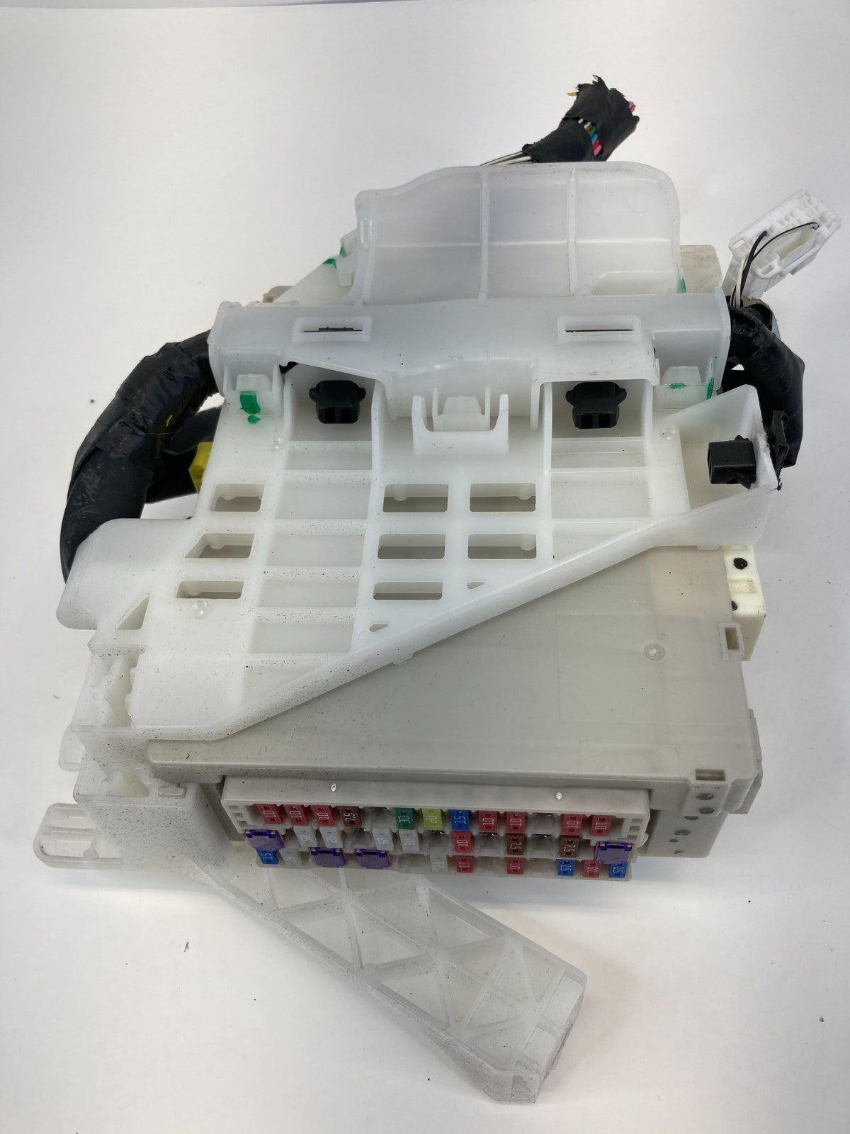 2010 Toyota Prius 1.8L AT Multiplex Network Body Control Module 89221-47120 OEM