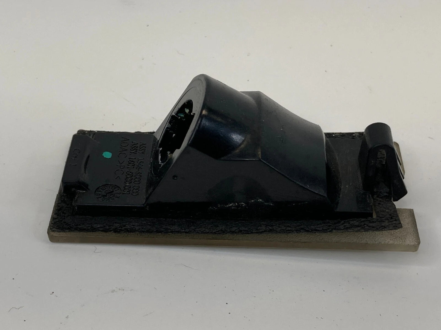 09-12 DODGE JOURNEY REAR TAILGATE LIFTGATE LICENSE PLATE LIGHT LAMP HOUSING OEM