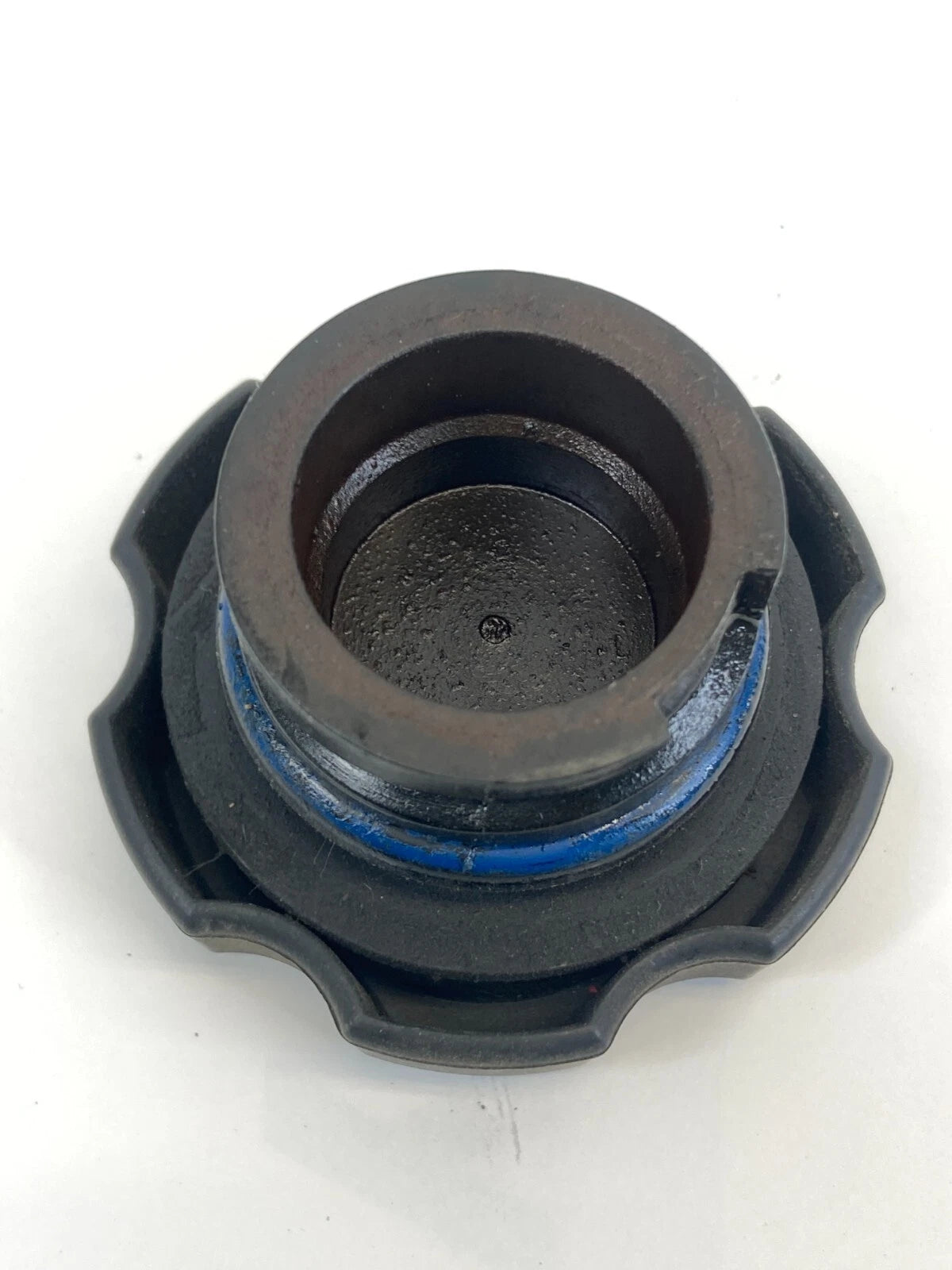 2003-2009 CHEVROLET IMPALA 5.3L V8 ENGINE OIL FILLER TANK COVER CAP LID OEM