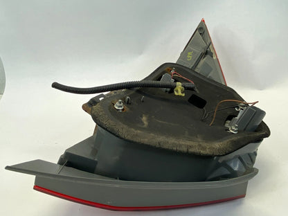 2006 2007 HONDA ACCORD SEDAN REAR RIGHT PASSENGER SIDE TAIL LIGHT LAMP TAILLIGHT