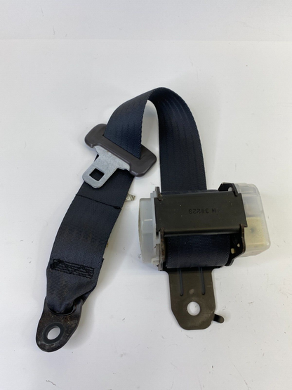 2000 2001 Toyota Celica Rear Right Passenger Side Seat Belt Retractor RH OEM