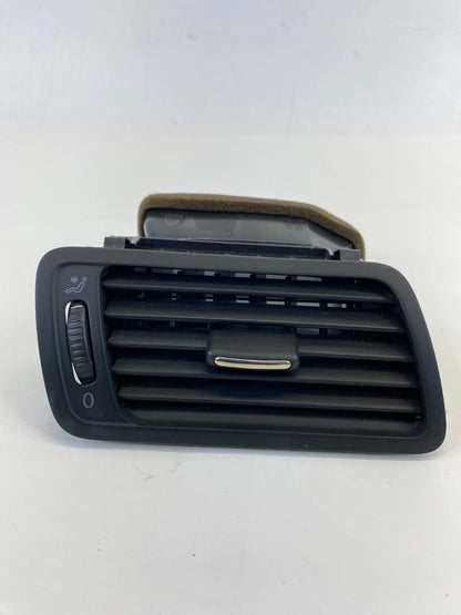 2009-2011 Volkswagen CC Front Right Side Outer Dash Air Vent Grille 3C1-819-702