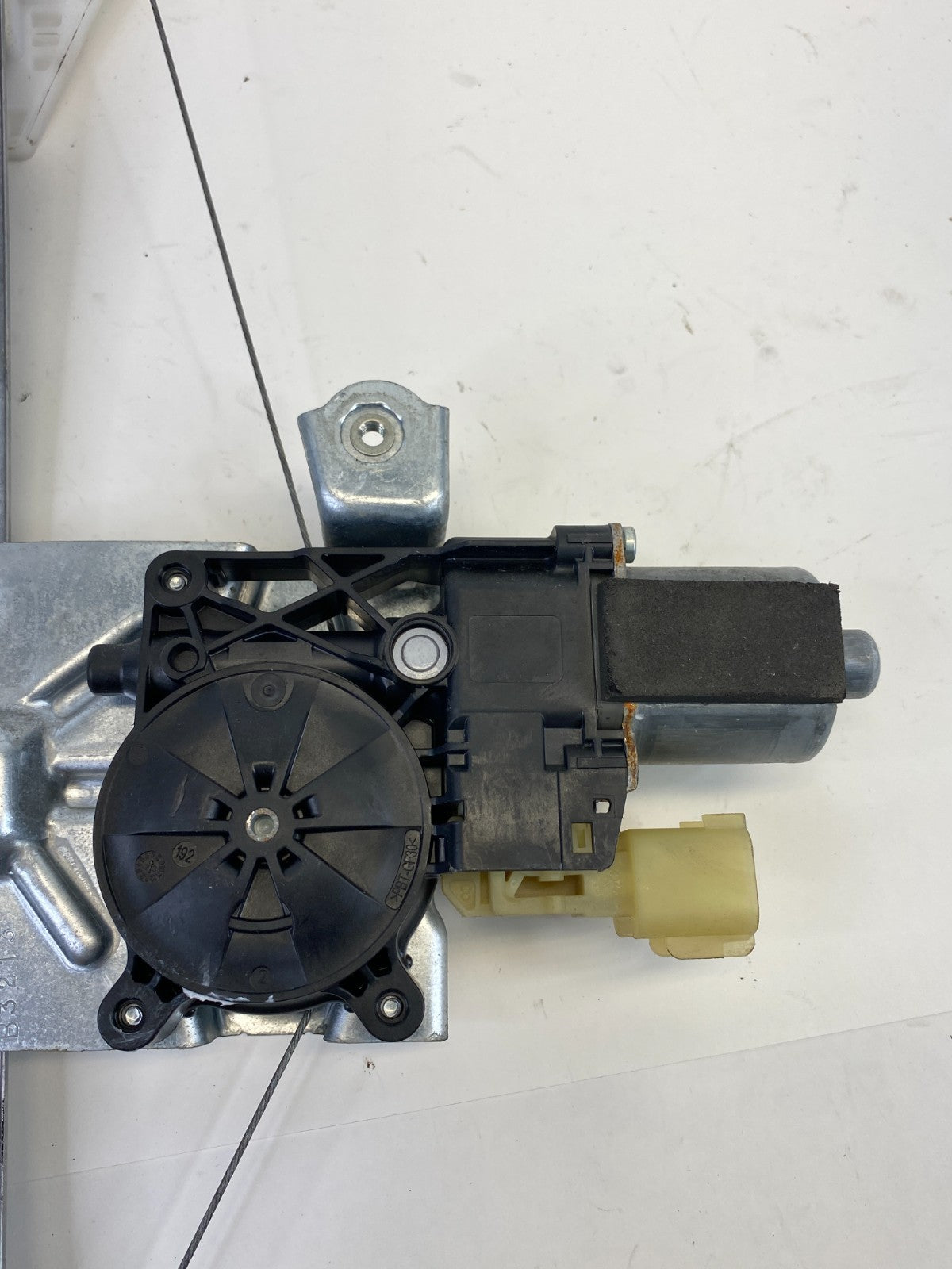 13-18 Ford C-MAX Rear Left Side Door Window Regulator W/ Motor CM093150 OEM