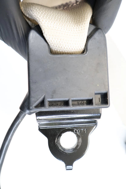 2012-2016 MERCEDES W212 E350 FRONT RIGHT SIDE SEAT BELT RETRACTOR 2128609485 OEM
