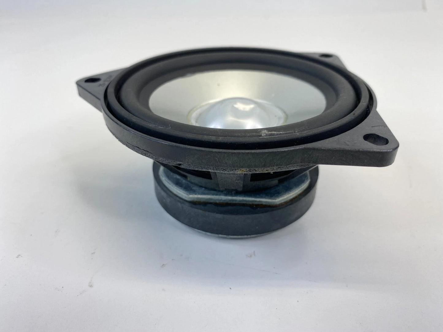 2006-2010 BMW 550I REAR LEFT BACK SIDE DOOR SPEAKER AUDIO 6513914312101 OEM