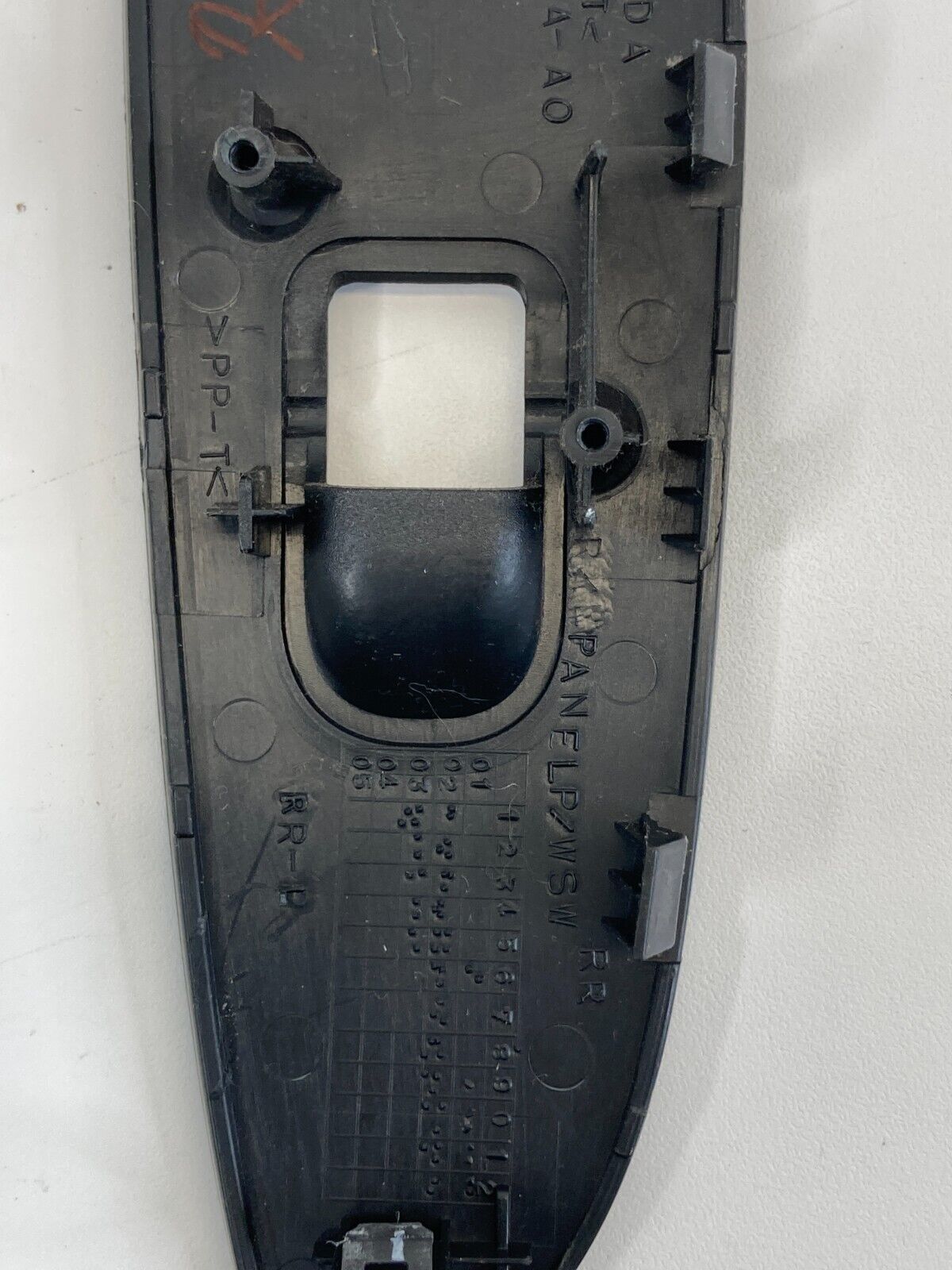 2002-2006 Honda CR-V CRV Rear Left Window Switch Bezel Trim Cover 83710-S9A-A0