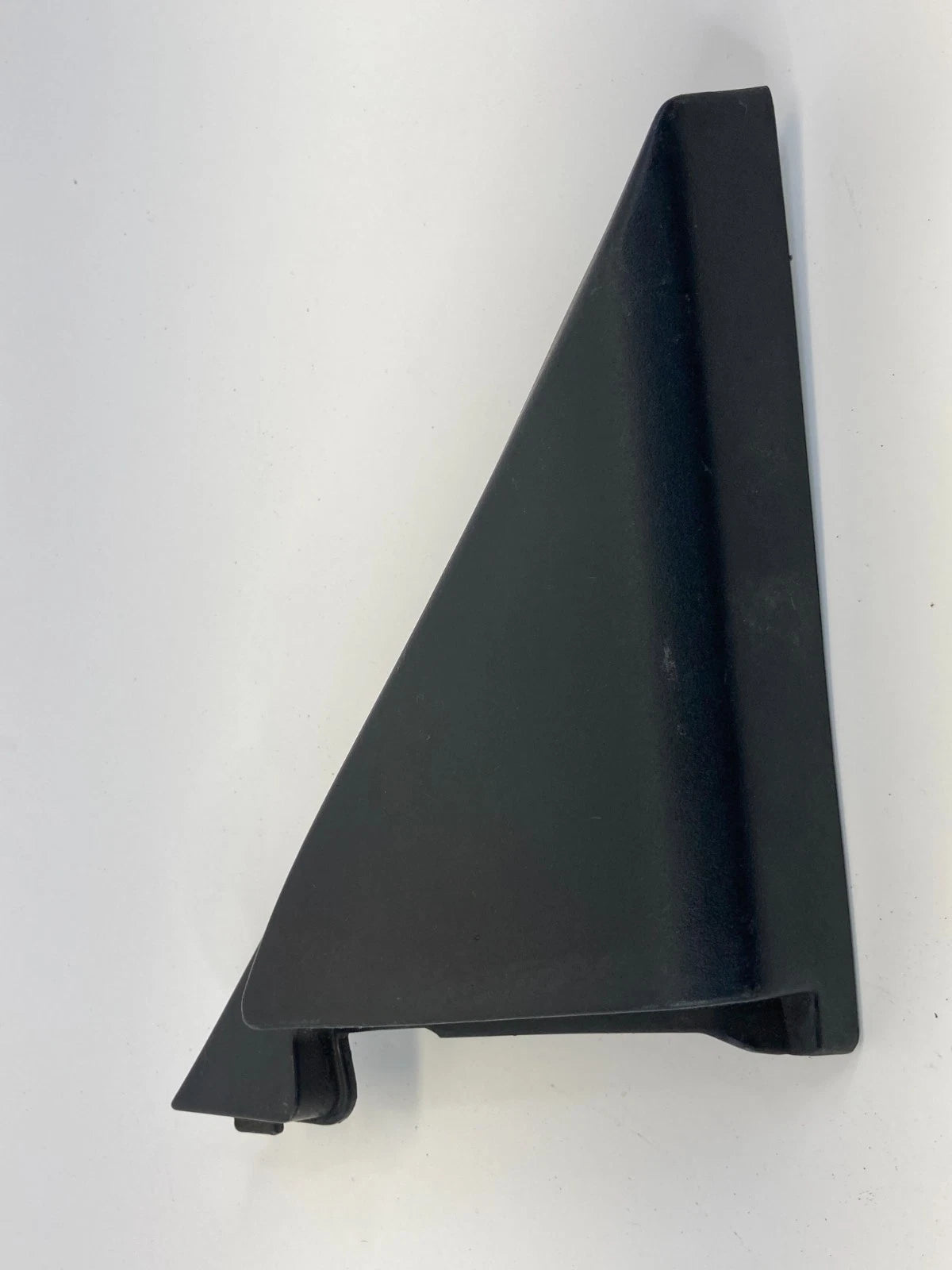 01-05 HONDA CIVIC FRONT RIGHT INNER DOOR PANEL MIRROR COVER CORNER 76220S5A003