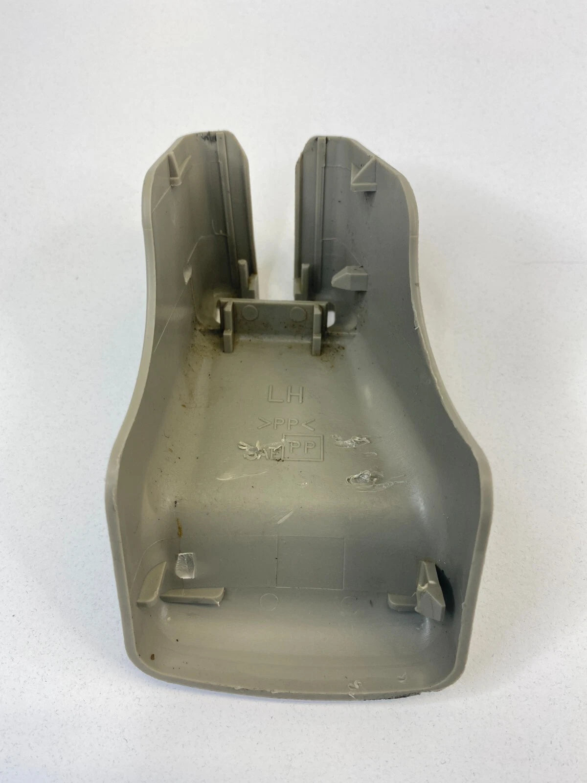 2001-2003 INTINITI QX4 LEFT DRIVER SIDE SEAT TRACK END COVER TRIM CAP OEM