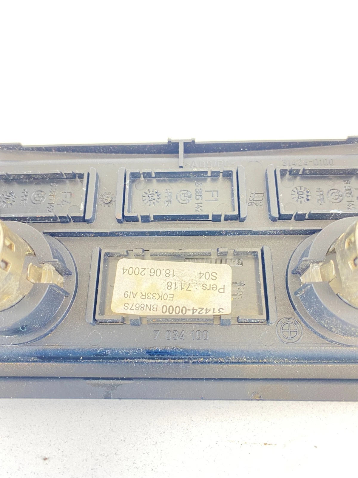 2004-2007 BMW 530I 525I REAR CENTER CONSOLE POWER OUTLET TRIM PANEL 7034100 OEM