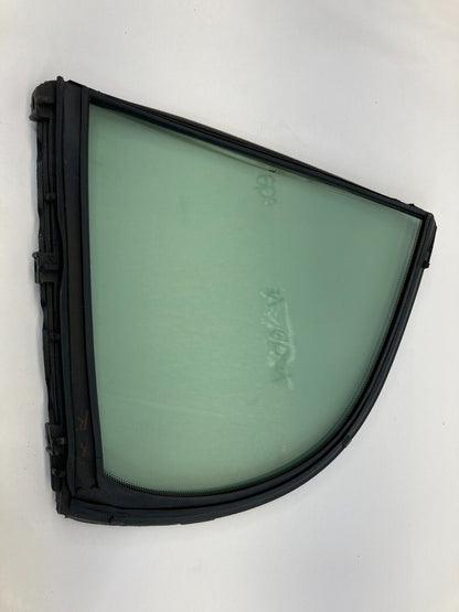 1998-2005 Lexus GS300 Rear Right Side Door Vent Quarter Window Glass 68188-30120