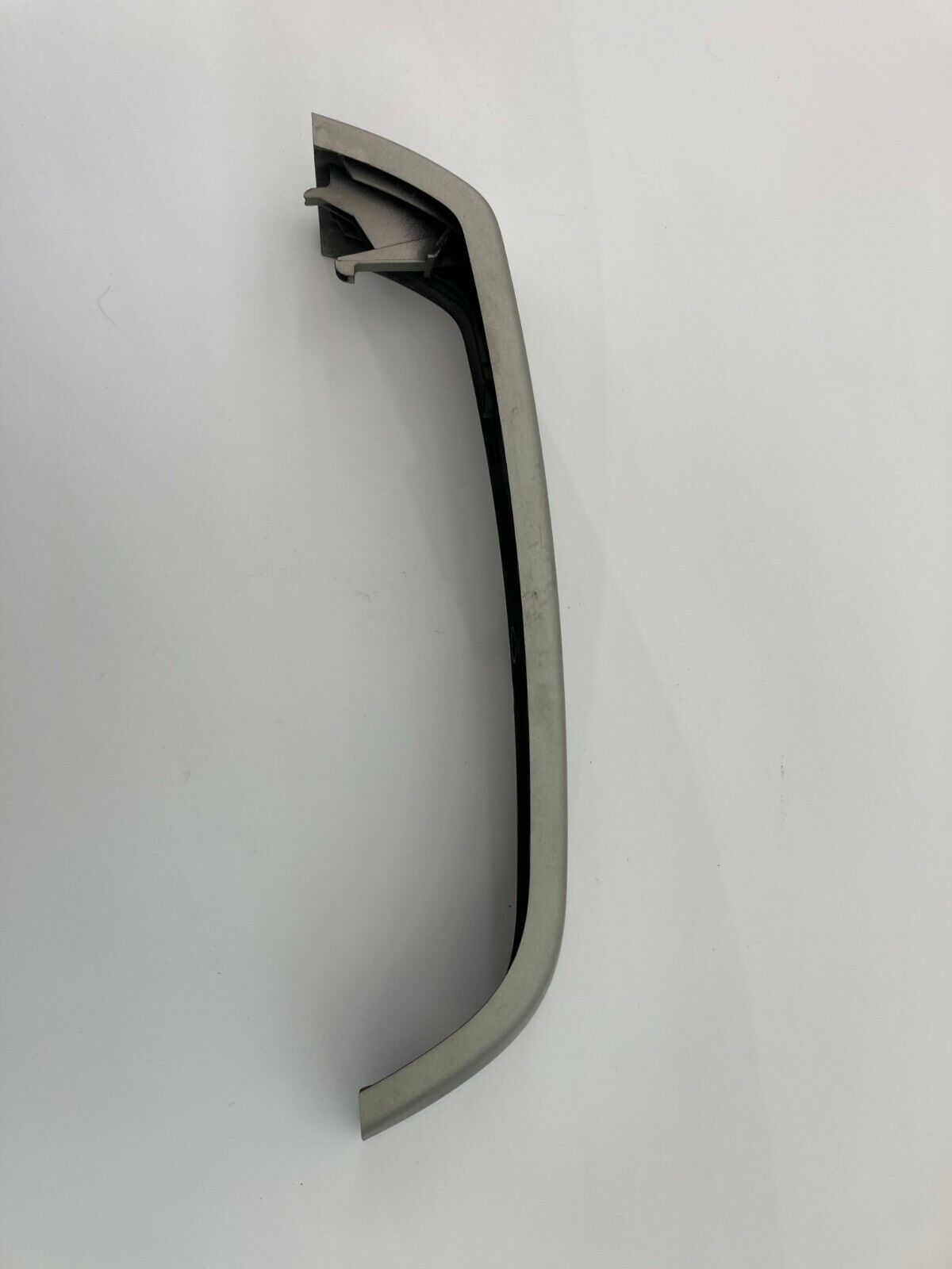 2004 2005 Land Rover Freelander Front Right Interior Door Pull Handle Trim Cover