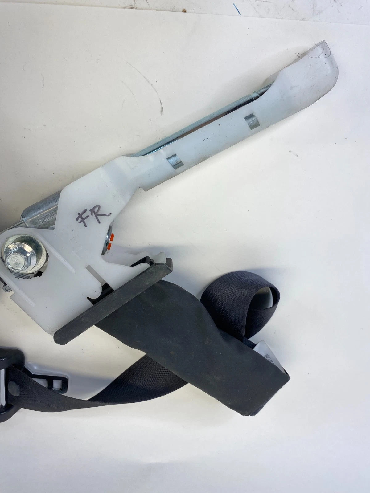 2013-2015 NISSAN SENTRA FRONT RIGHT PASSENGER SIDE SEAT BELT RETRACTOR ASSY OEM