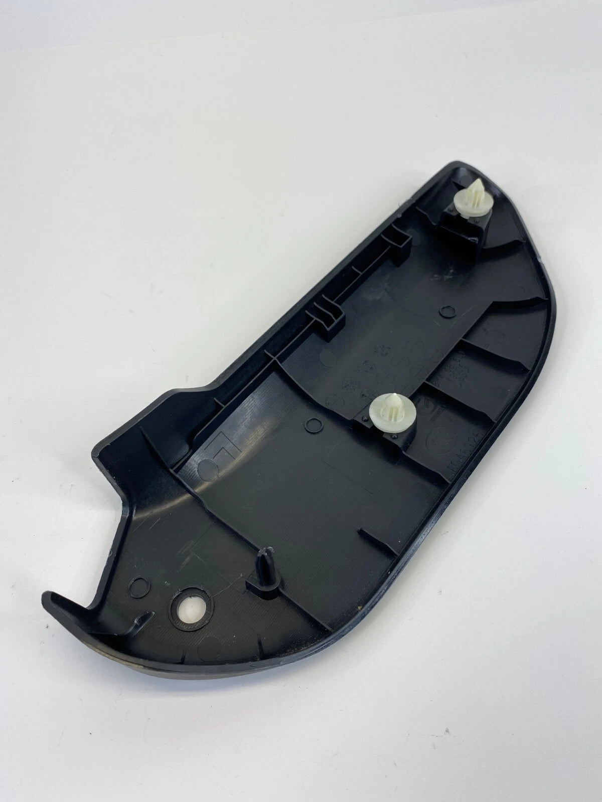 2010-2013 MAZDA 3 FRONT LEFT SIDE HOLE COVER TRIM BEZEL BBM4686L0 OEM