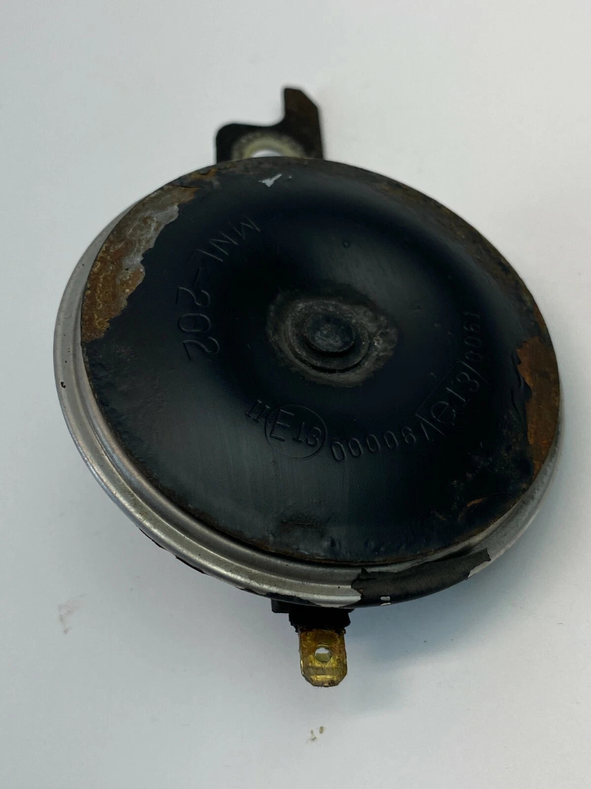 2004 2005 2006 SUBARU IMPREZA FRONT ALARM HORN SIGNAL ASSEMBLY E13000061 OEM