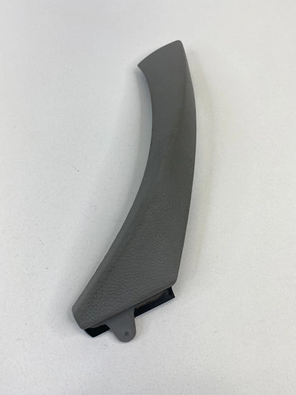 2007-2012 BMW 328I REAR LEFT SIDE INTERIOR DOOR PULL HANDLE COVER 9150333 OEM