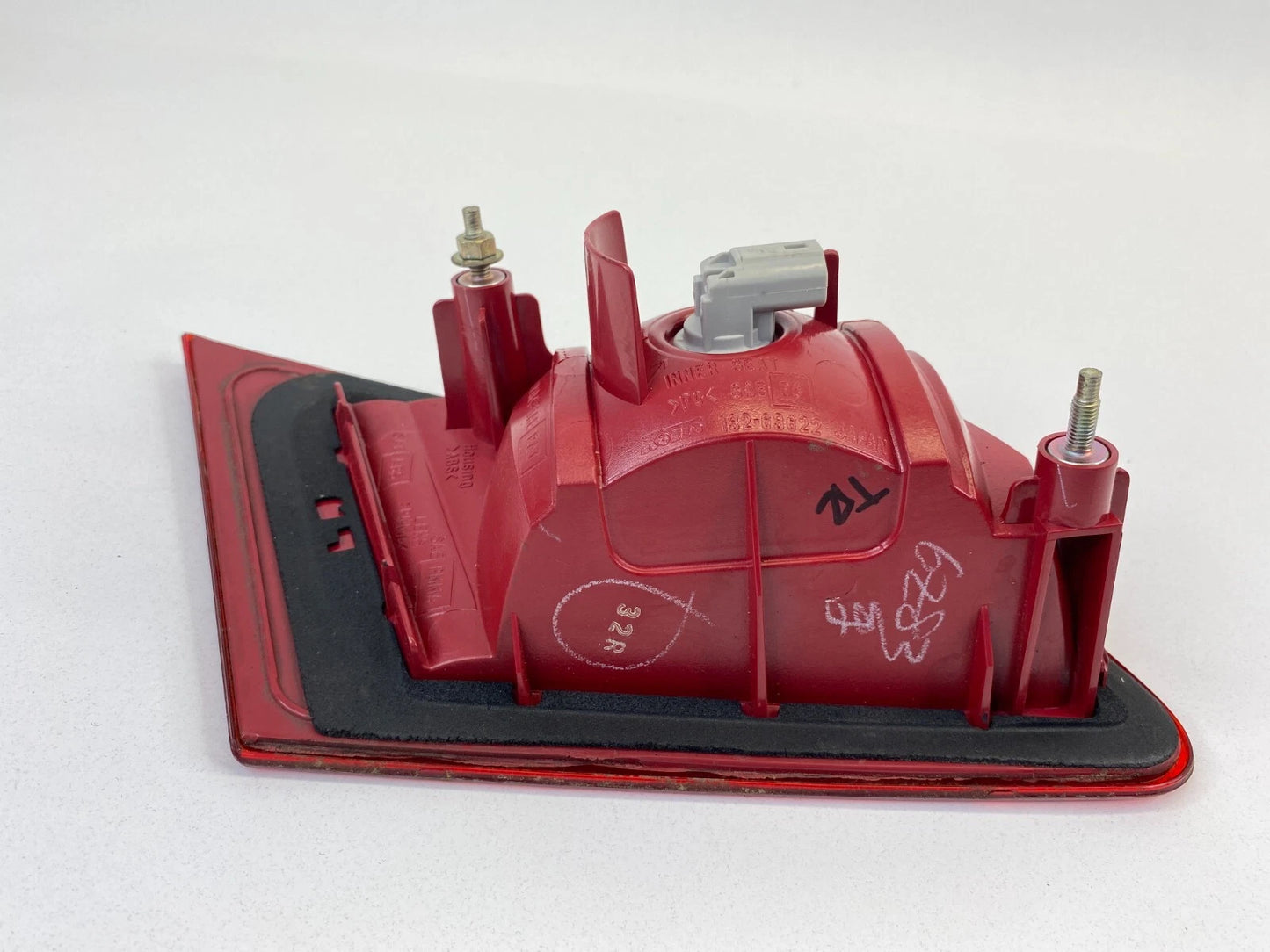 2003 2004 INFINITI G35 SEDAN REAR RIGHT SIDE TAIL LIGHT INNER TAILLIGHT OEM