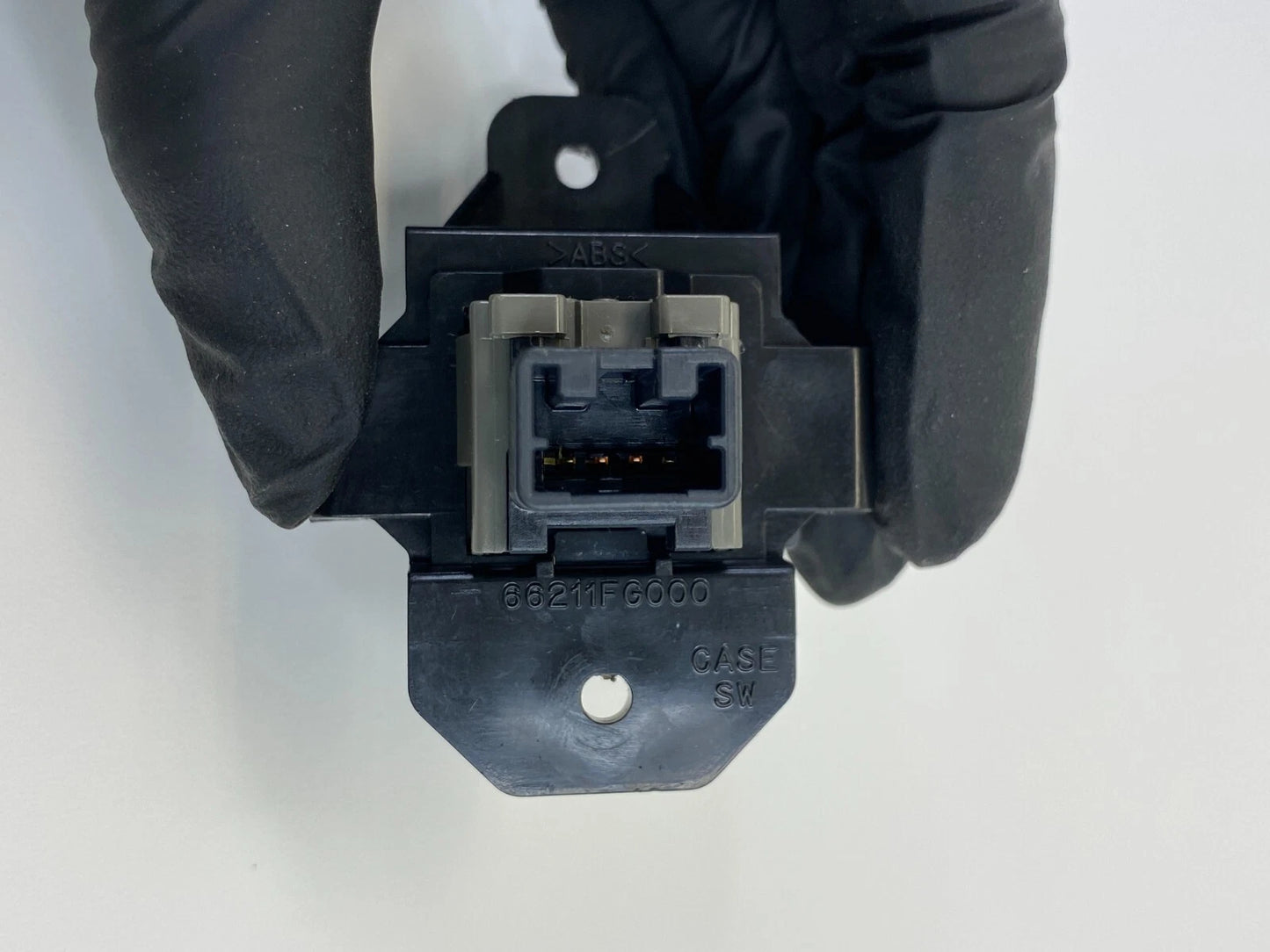 2009-2013 SUBARU FORESTER TRACTION OFF CONTROL BUTTON SWITCH 66211-FG000 OEM