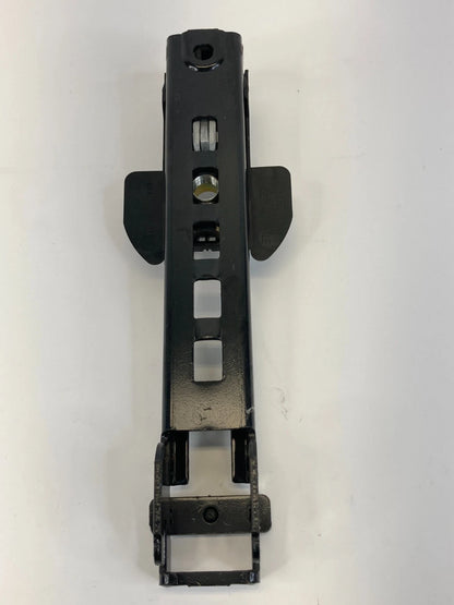 2005-2011 AUDI A6 QUATTRO FRONT RIGHT SIDE SEAT BELT HEIGHT ADJUSTER 8E0857833A